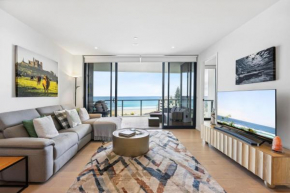 Glorious Ocean Views 2-Bed Pool & Amenities